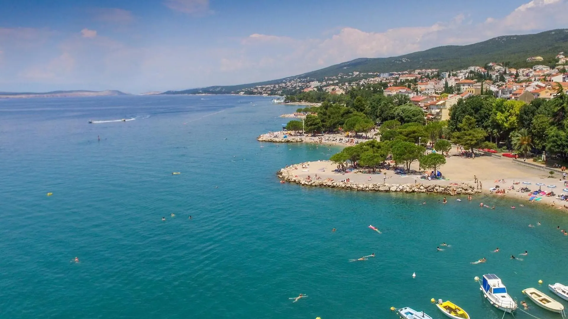 Lorelai - Apartment With Private Swimmingpool Crikvenica